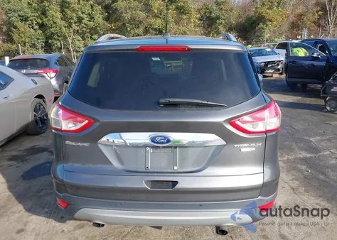2015 Ford Escape Titanium из США, поврежденный, VIN 1FMCU9J93FUC44791